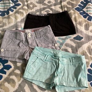 Size 0 shorts. Volcom, American Eagle and Mossimo.